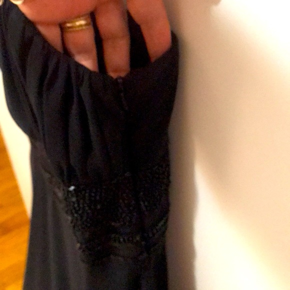 JS Butique - Picture 3 of 7